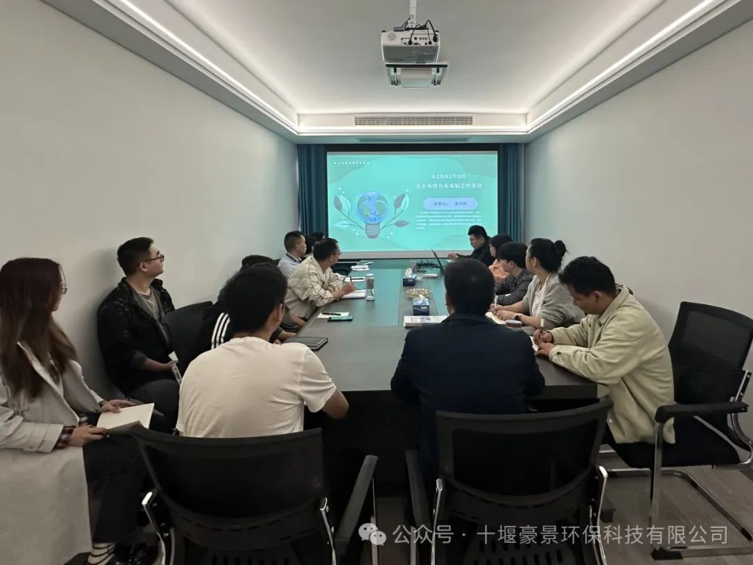 085248128.jpeg 2.jpeg